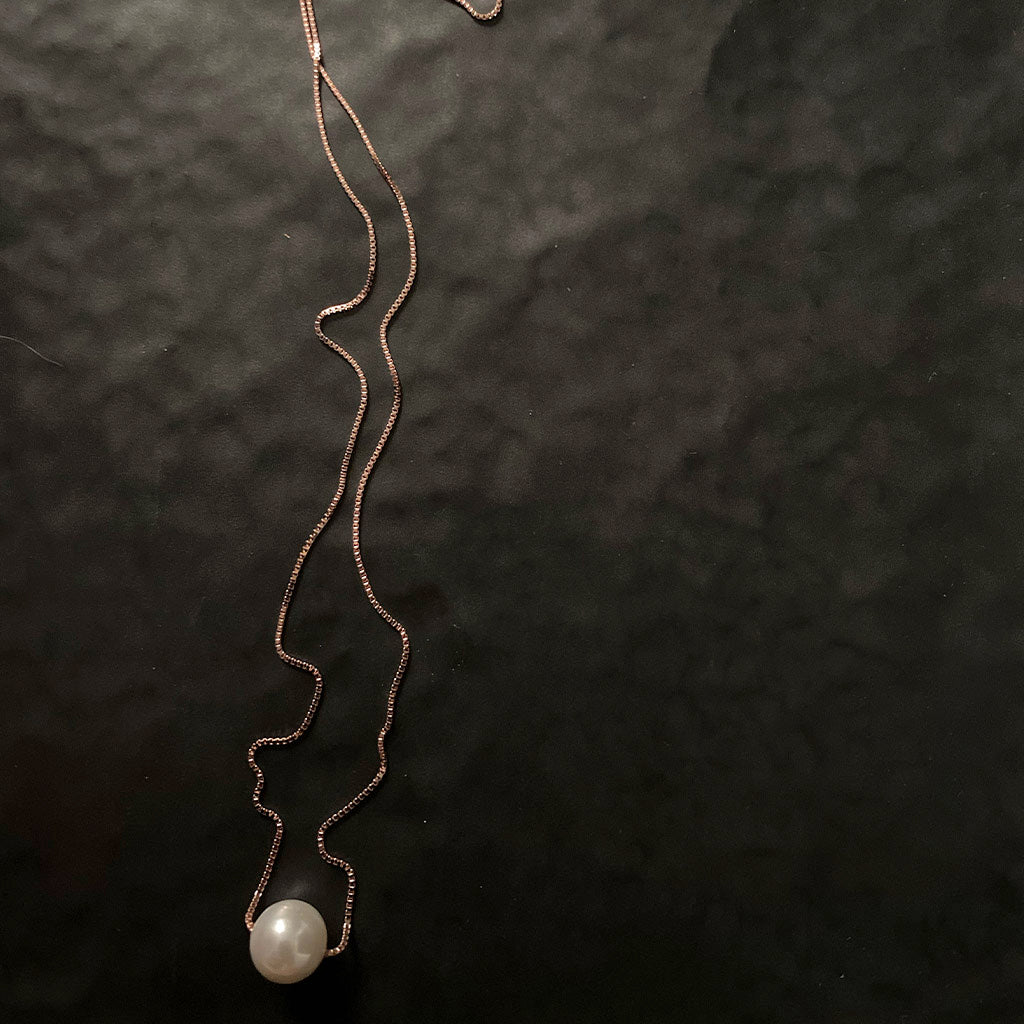 Single pearl necklace - rose goldk