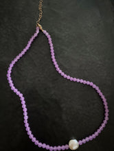 Load image into Gallery viewer, Colour rays choker - Violet
